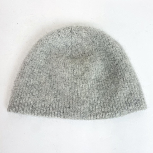 Splendid 100% Cashmere Grey Ribbed Beanie OS - Picture 1 of 3